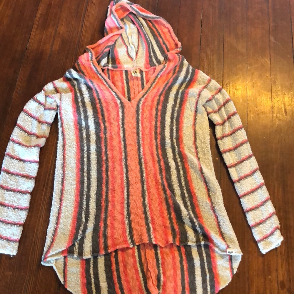Roxy sweater